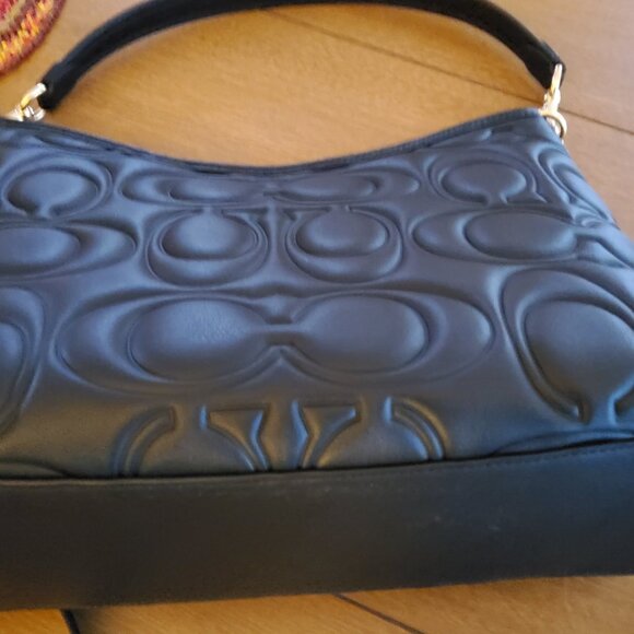 Like New Laurel Shoulder/Crossbody Bag in Signature Leather CZ178 - Picture 7 of 12